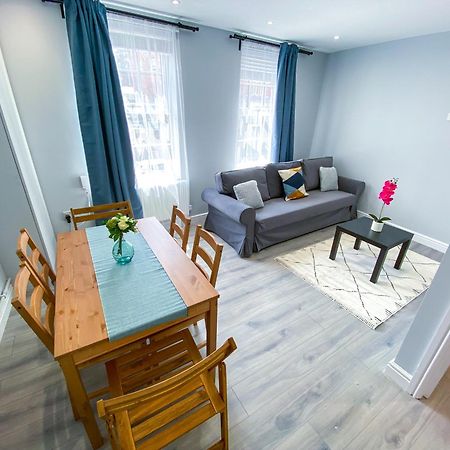 Stylish 1 Bedroom Flat - 5 Guest London- F1 Екстер'єр фото