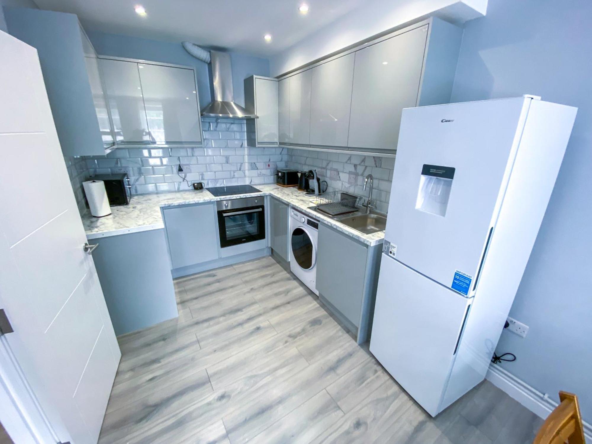 Stylish 1 Bedroom Flat - 5 Guest London- F1 Екстер'єр фото
